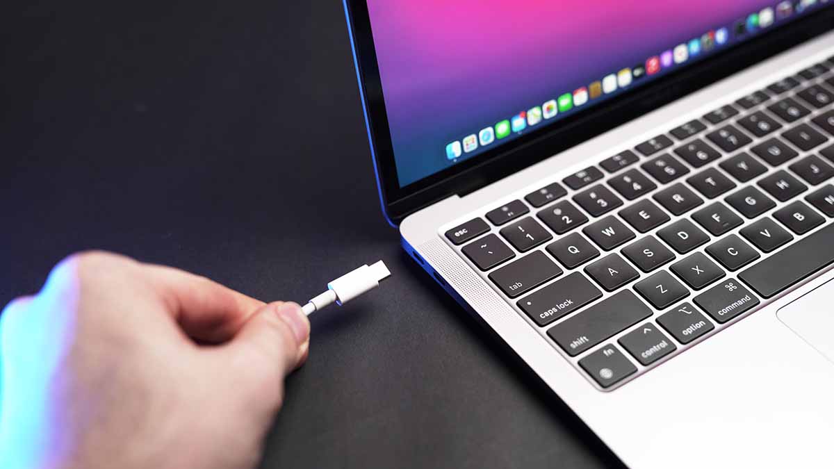have Huddle Okklusion The Ultimate MacBook Battery Guide: Everything You Need To Know - Created  Tech